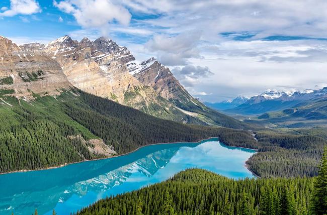 世界遺産カナディアンロッキーとナイアガラの滝6日間