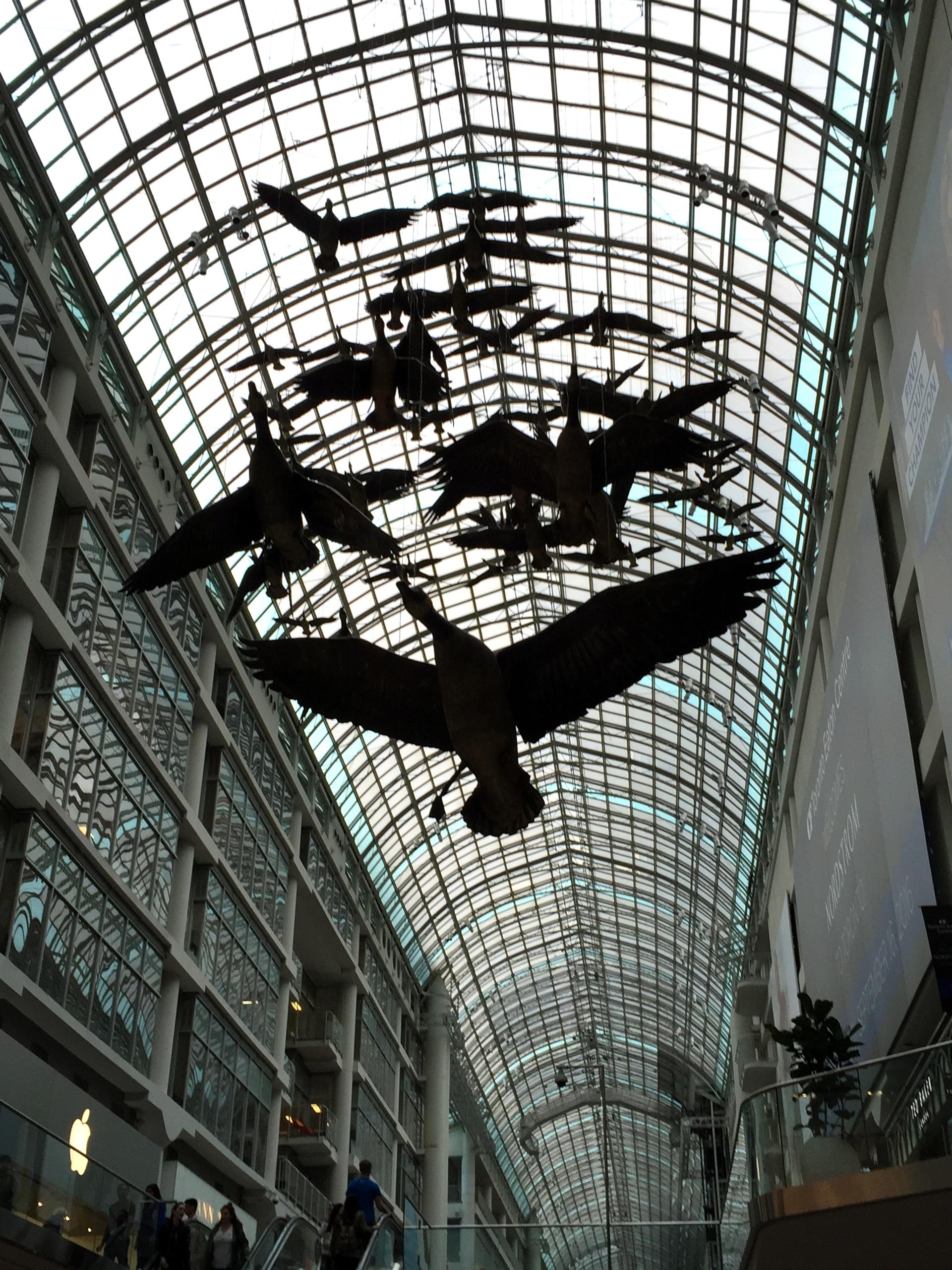 El Famoso Eaton Centre