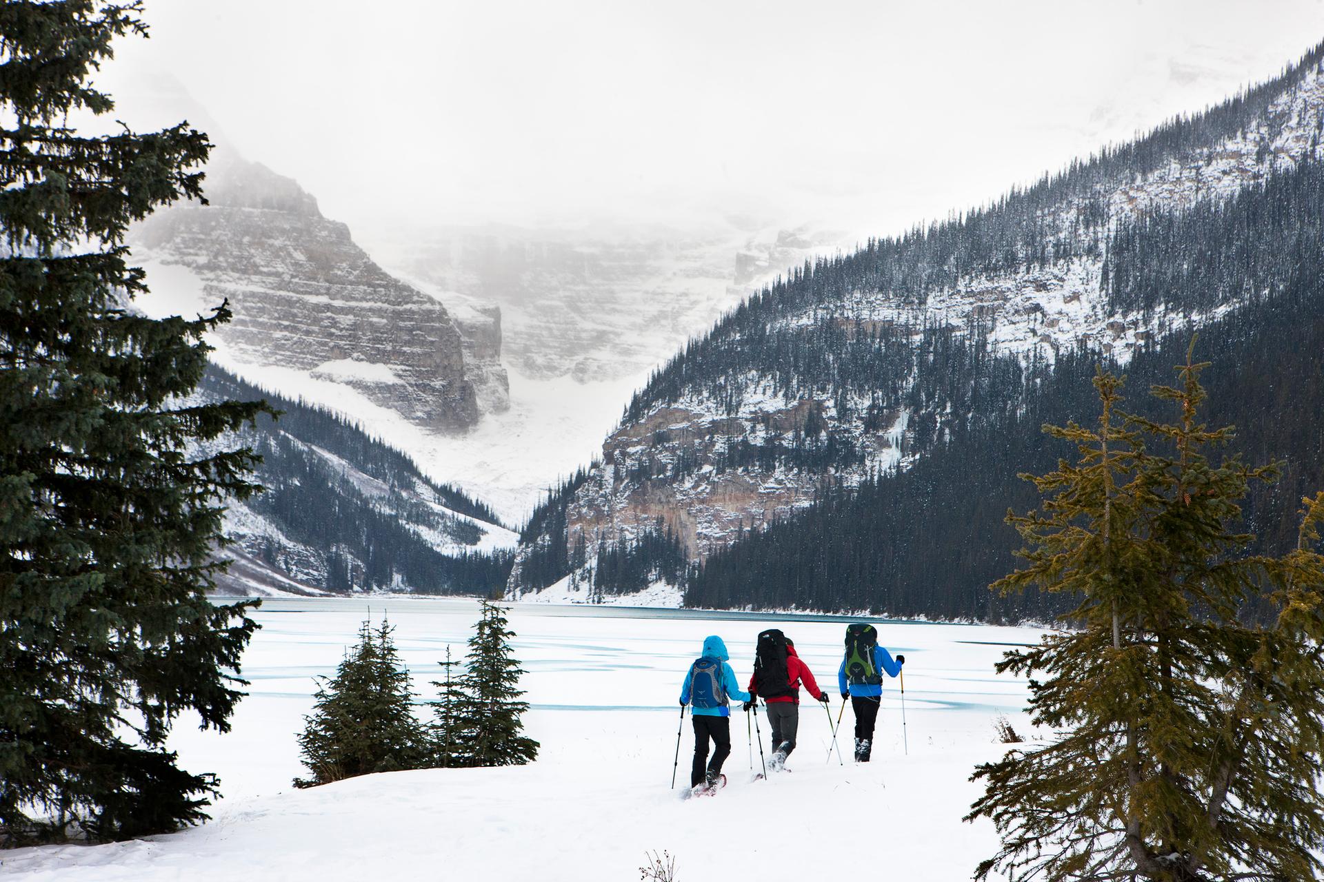 ine Wanderung im Tiefschnee