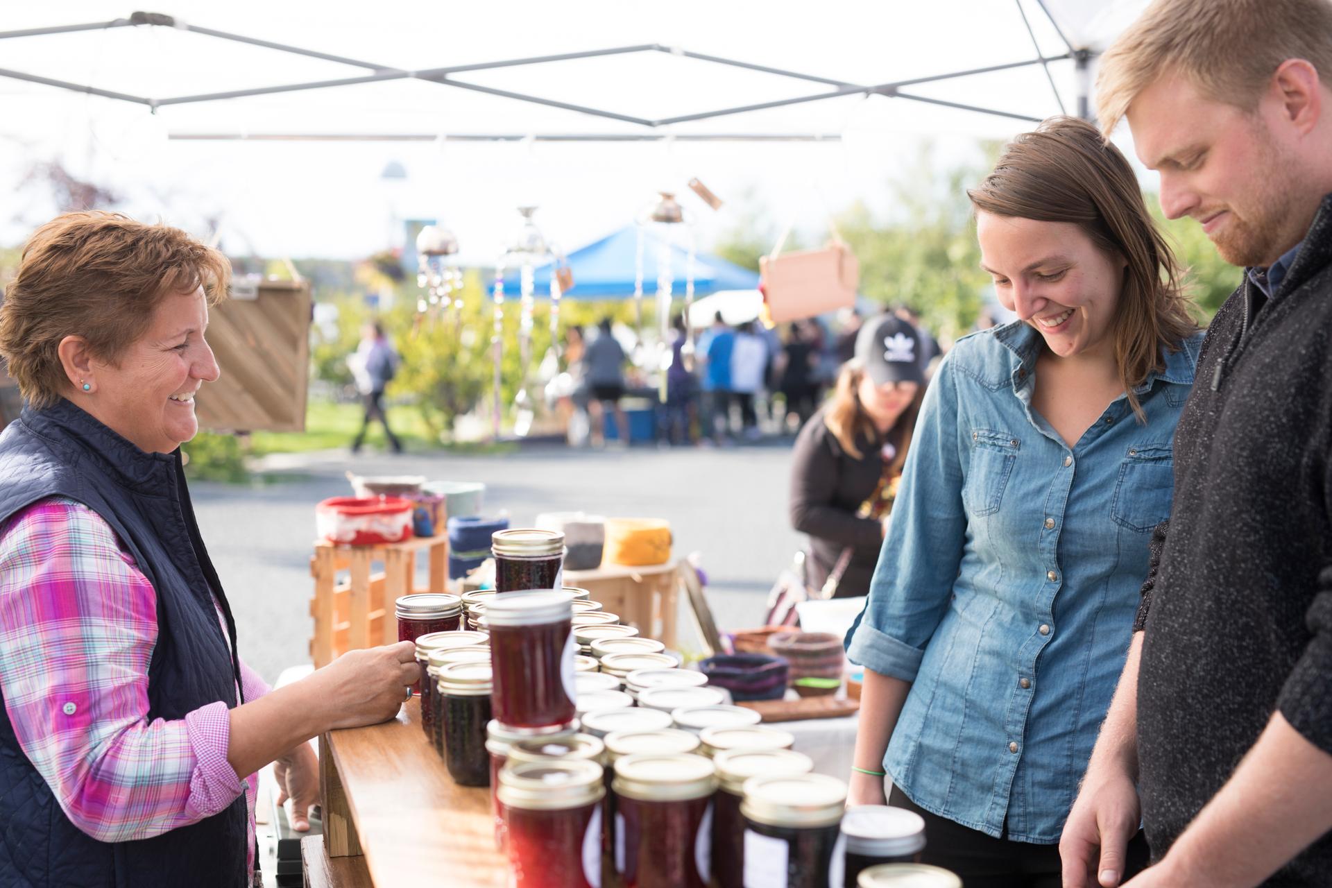 Yellowknife farmers market