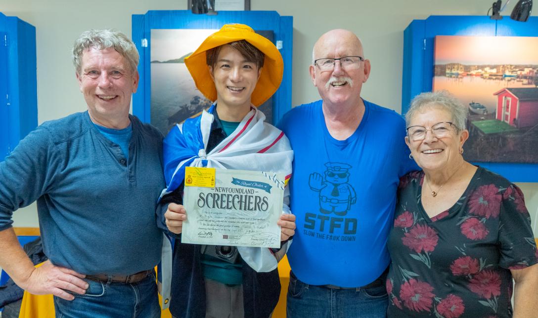 スクリーチ・イン儀式