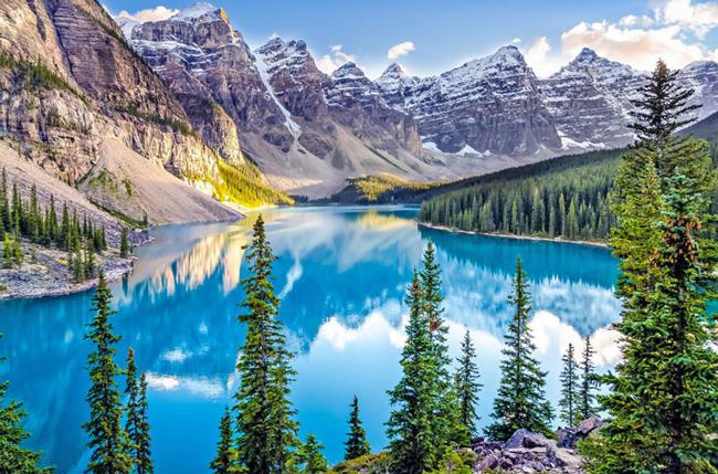 テン・ピークスとモレーン湖