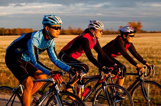 カナダ東部紅葉絶景ライド