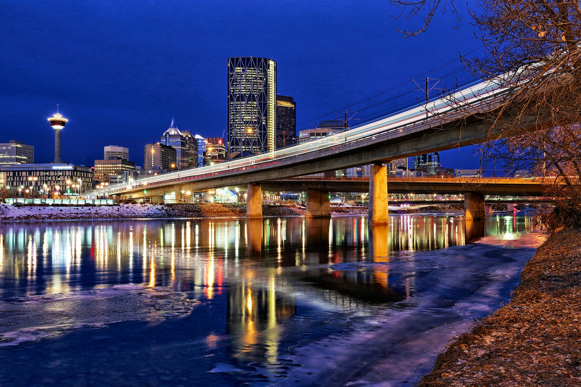 Calgary skyline at night