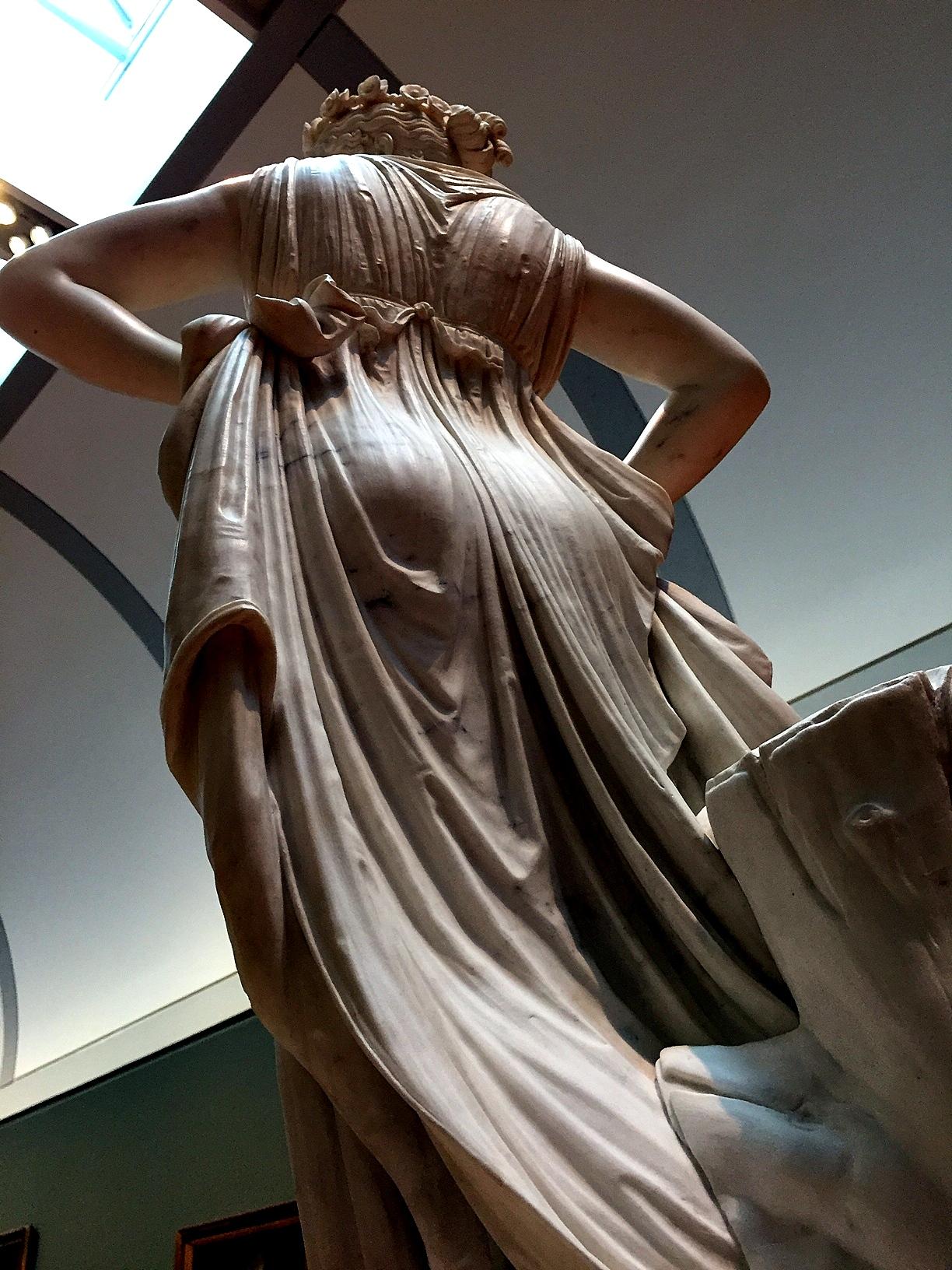 La escultura “Danseuse” del Siglo XIX de Antonio Canova