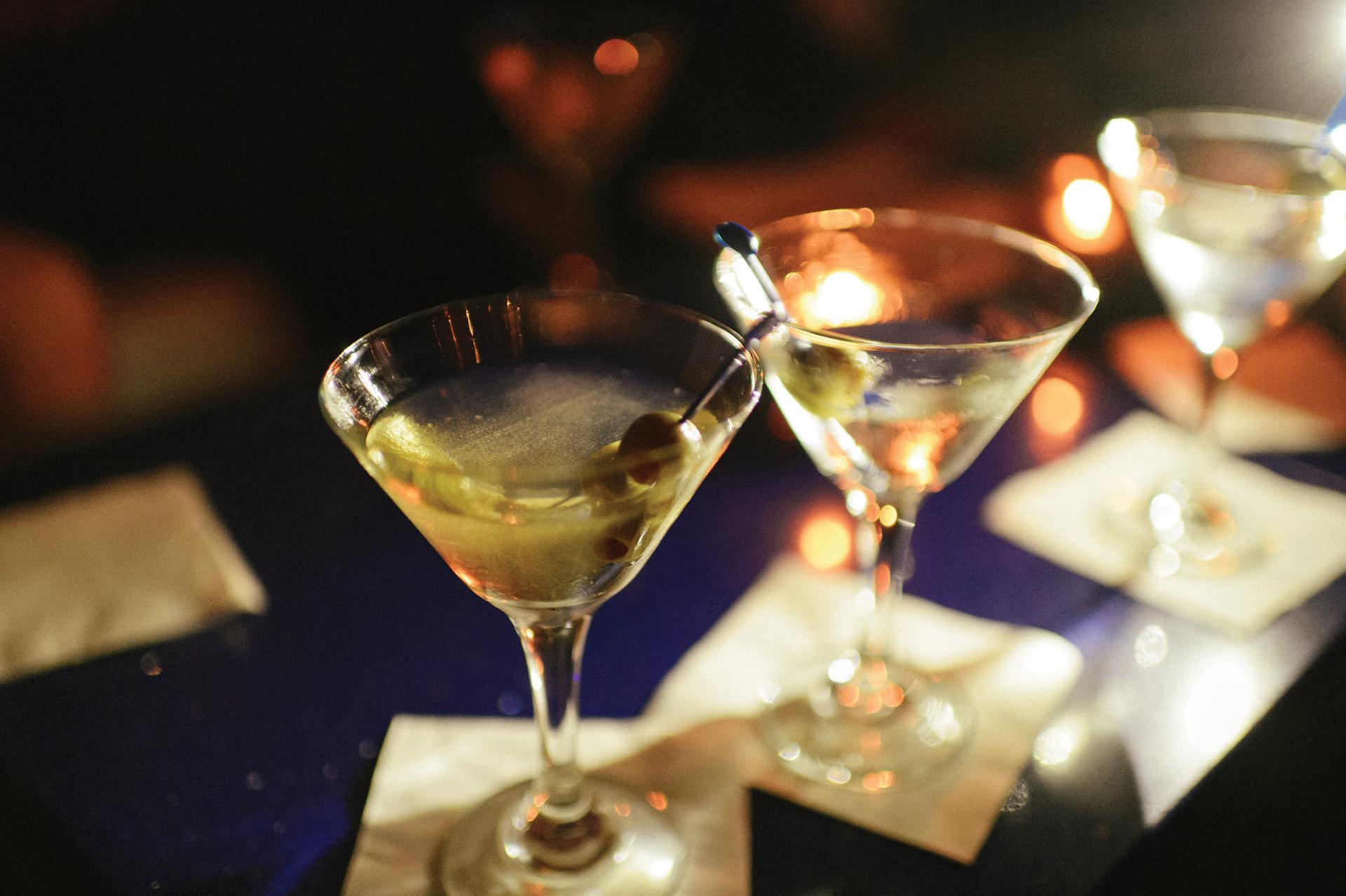 Martinis at Niagara Falls