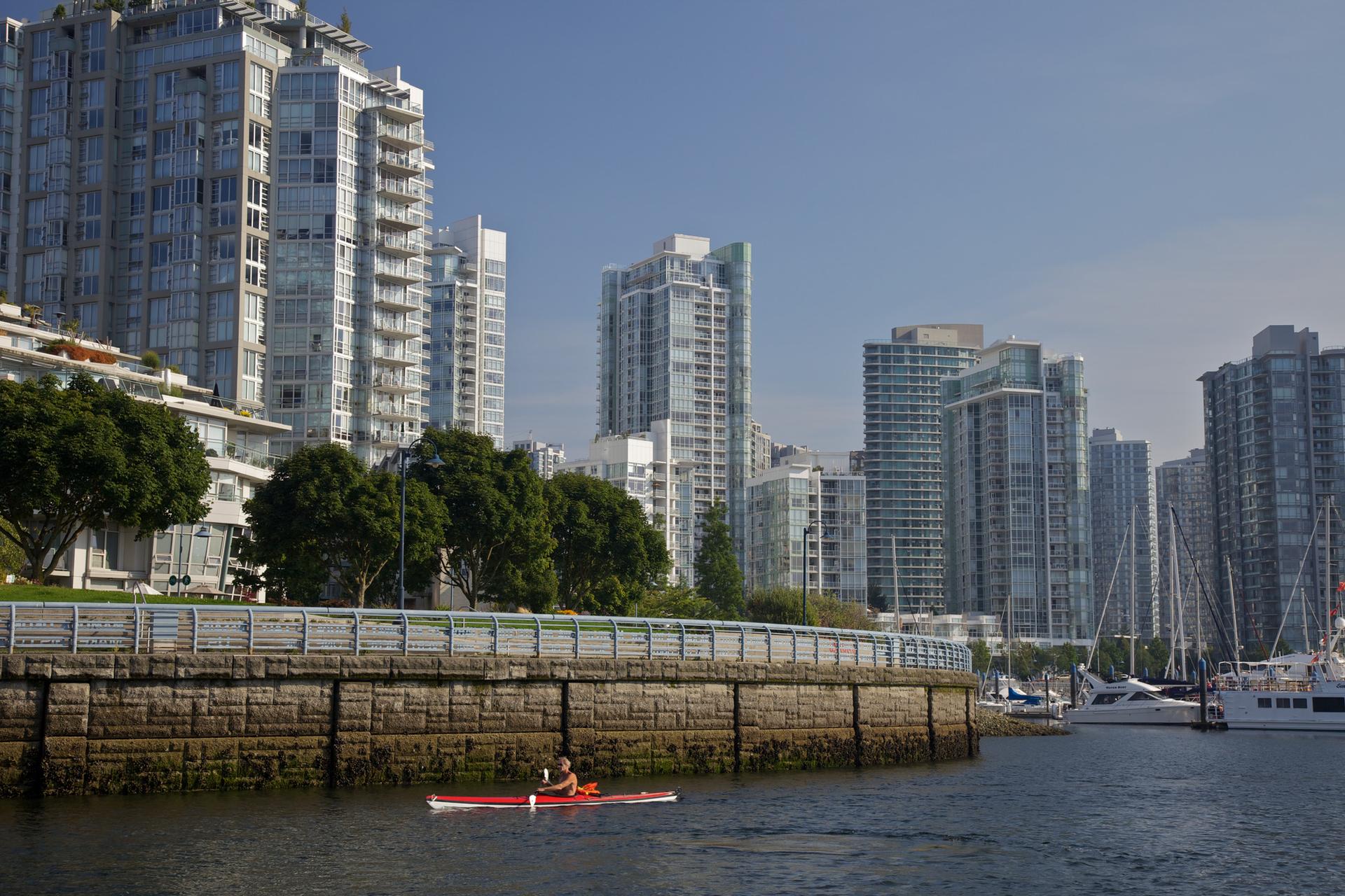 Kayak False Creek