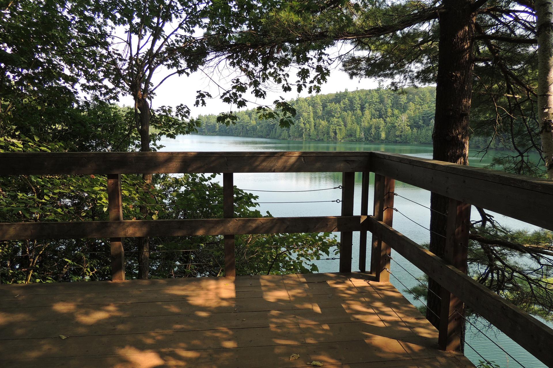 Pink Lake Gatineau Ottawa Hiking