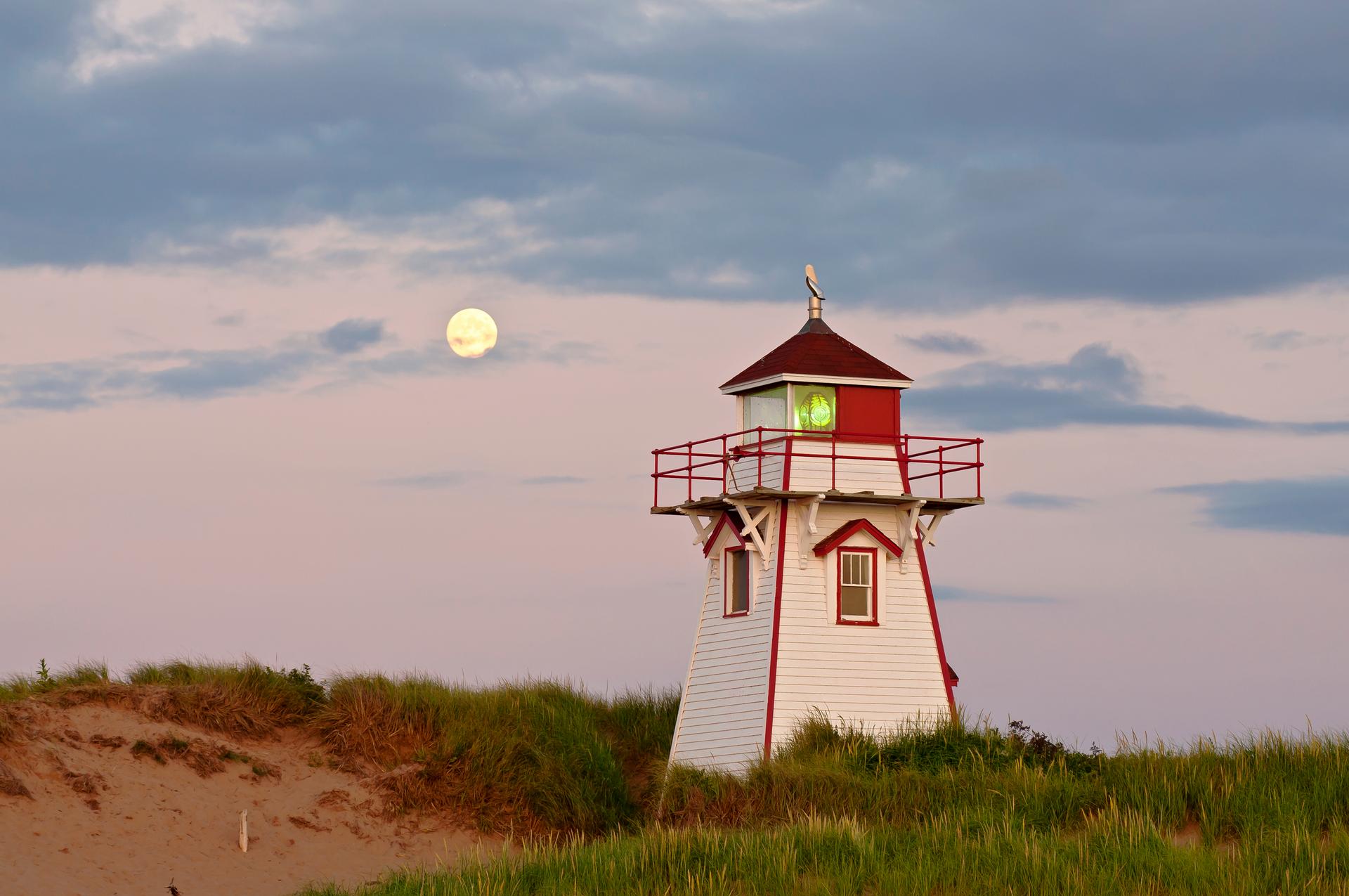 Prince Edward Island National Park - Credit: Tourism PEI/Paul Baglole