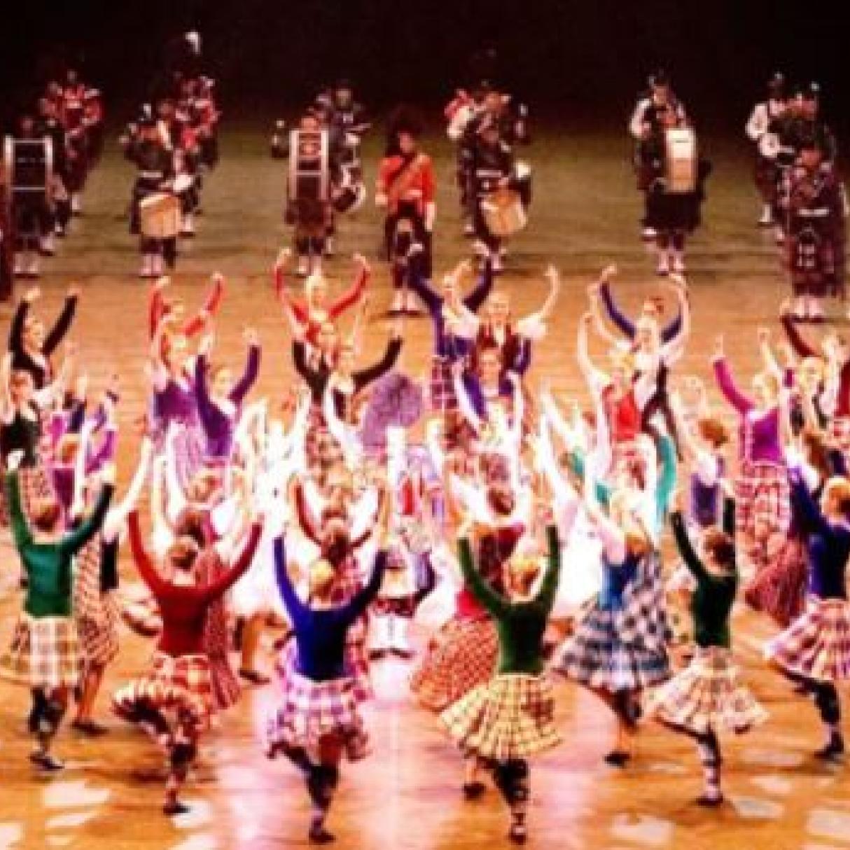 Highland dancers & bagpipe players perform