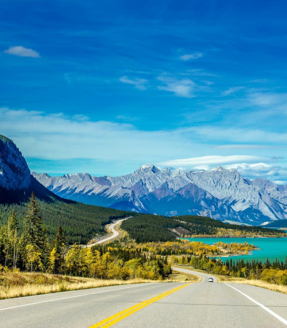 Abraham Lake, Rocky Mountains, Alberta - credit: Lacey Gilmour @laceylannae