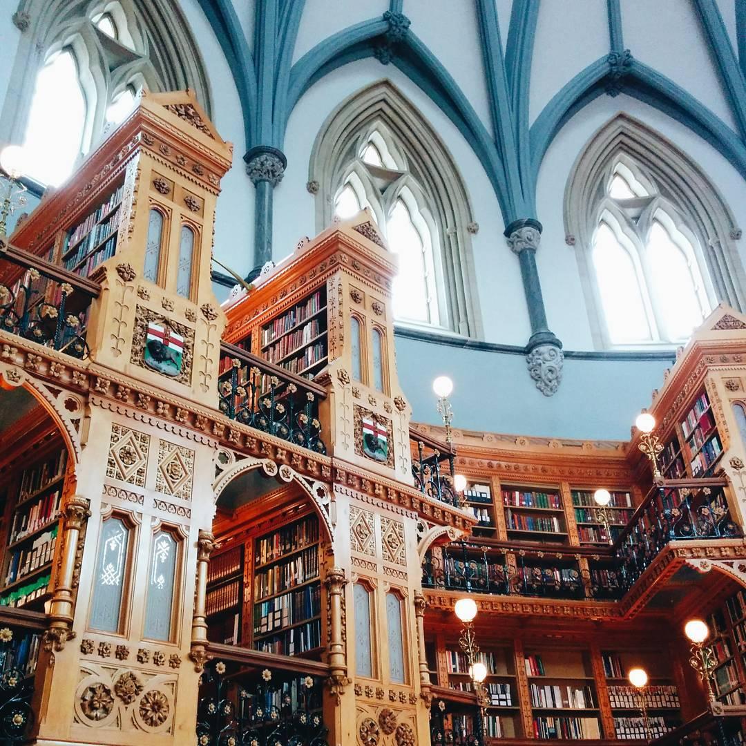 6 of Canada's most beautiful libraries | Destination Canada